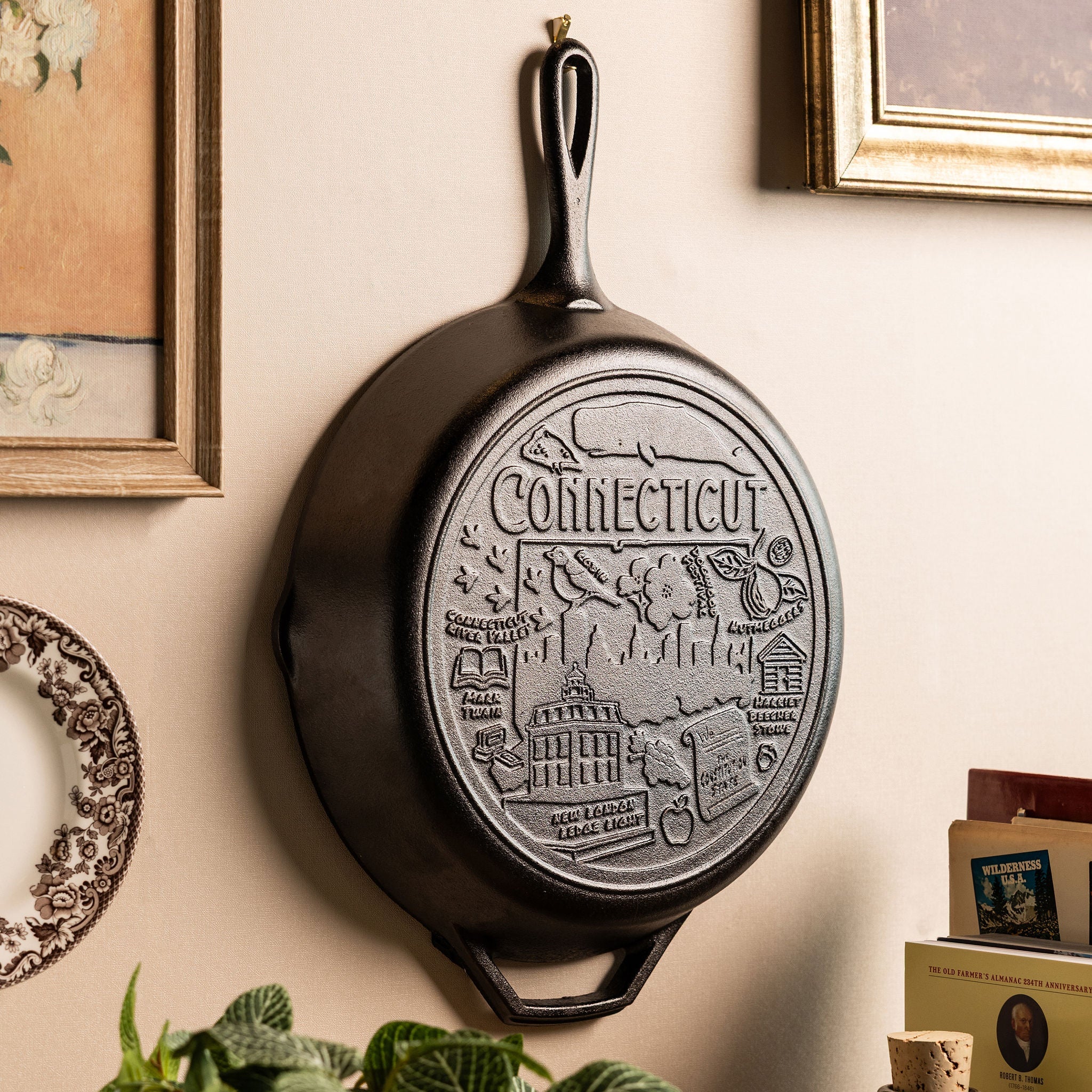 Lodge Castiron - American Road Trip: 12 Inch Seasoned Cast Iron Skillet, Connecticut - Image 2