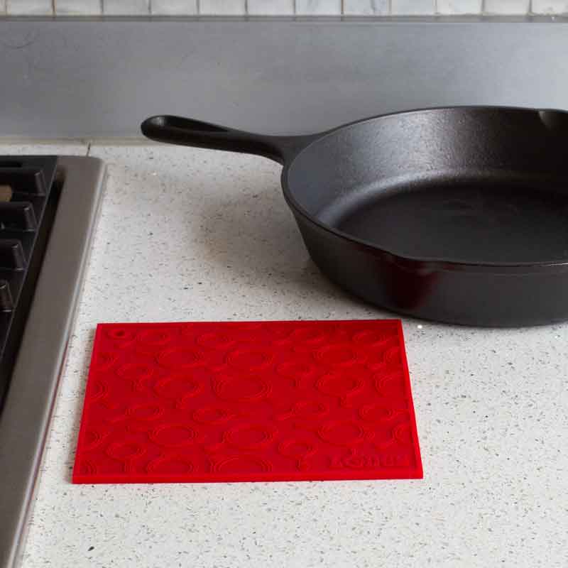 Lodge Ironware - Silicone Trivets - Image 19