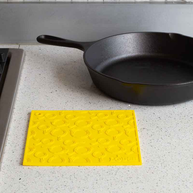 Lodge Ironware - Silicone Trivets - Image 20