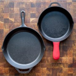 Alternative view of Lodge Ironware - Lodge Ironware - Fan-Favorite Skillets Set with Handle Holder