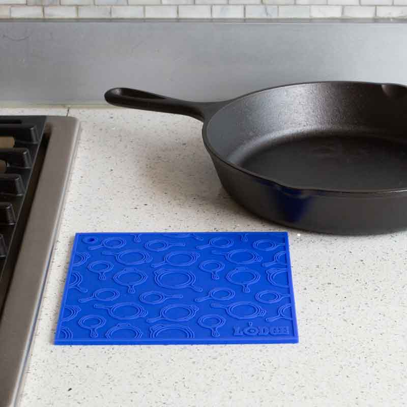 Lodge Ironware - Silicone Trivets - Image 15